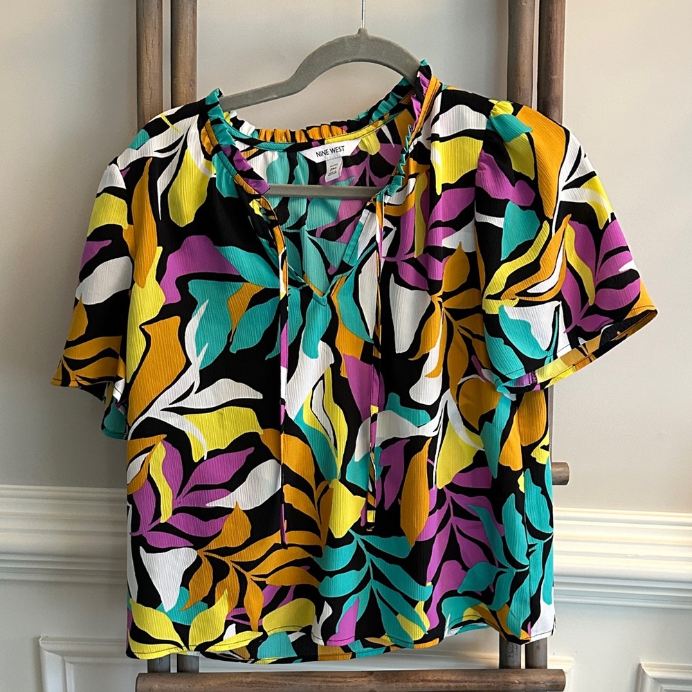 Nine West Women’s Vibrant Leaf Print Blouse
